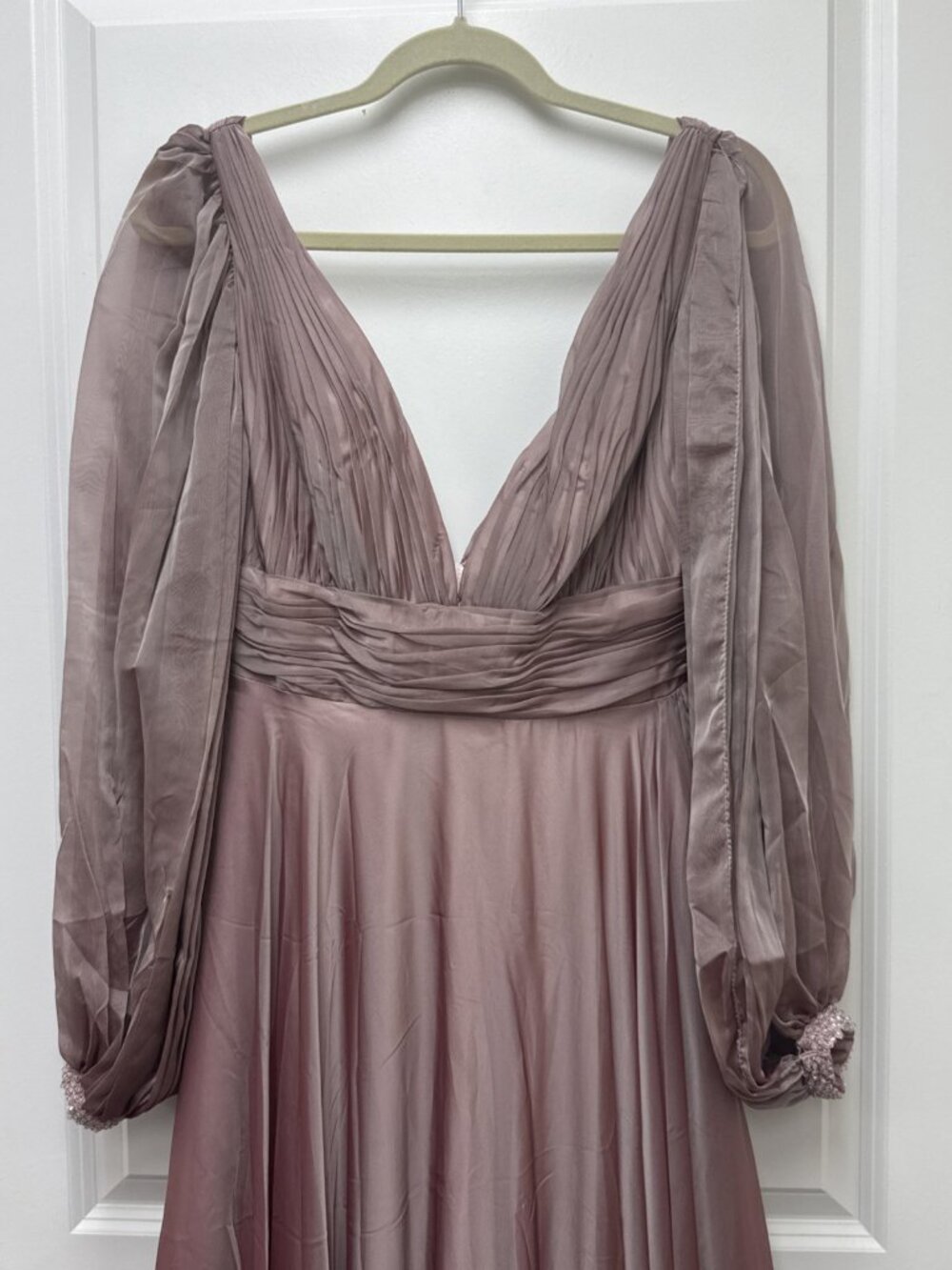 Mac Duggal Size 6 Mauve 67414 Chiffon Gown Dress Cutaway Sleeve Beaded Cuff Prom - Picture 8 of 15